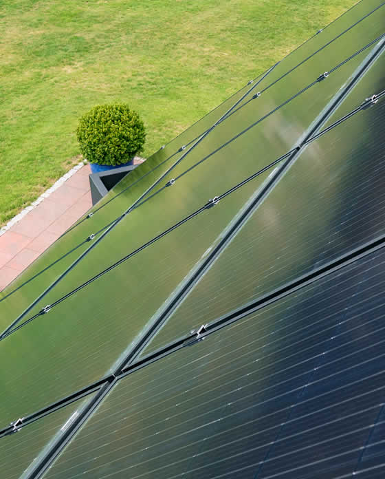 Installierte Photovoltaik-Anlage von Moflex Energy in Hamburg Installierte Photovoltaik-Anlage von Moflex Energy in Hamburg